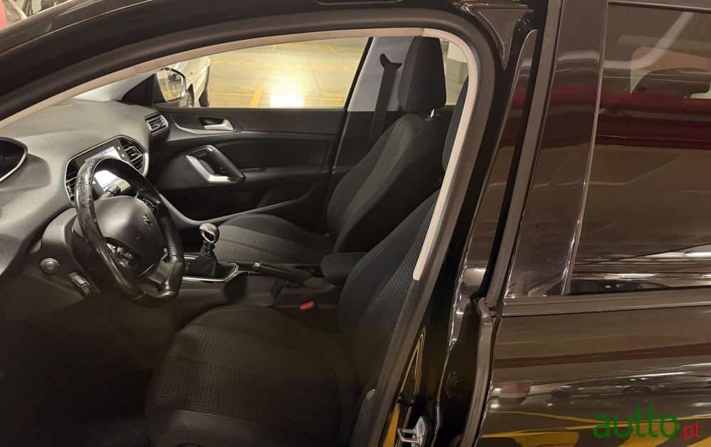 2019' Peugeot 308 Sw photo #5