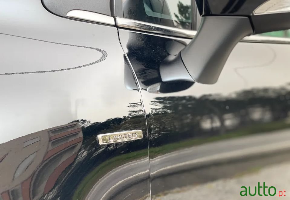 2019' Renault Clio Limited photo #4