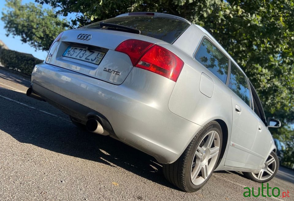 2005' Audi A4 Avant photo #6