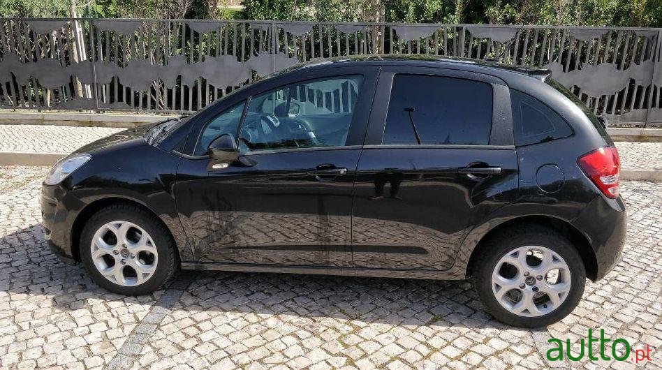 2011' Citroen C3 photo #1