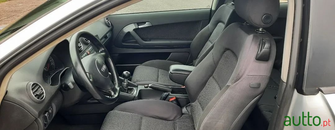 2004' Audi A3 Sport photo #3