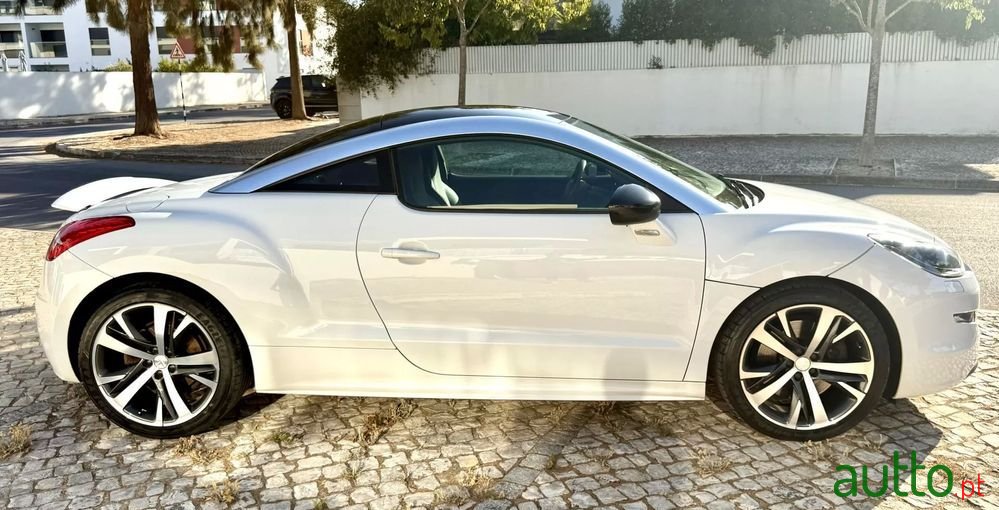 2015' Peugeot RCZ photo #5