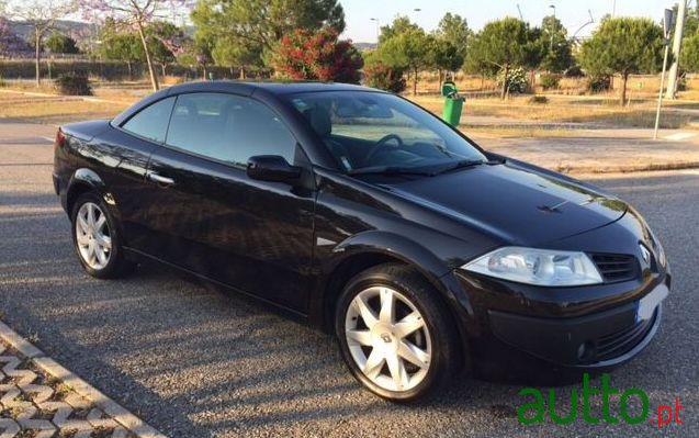 2007' Renault Megane Cc photo #3