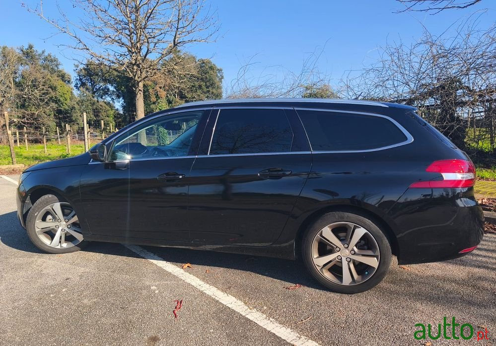 2016' Peugeot 308 Sw photo #5
