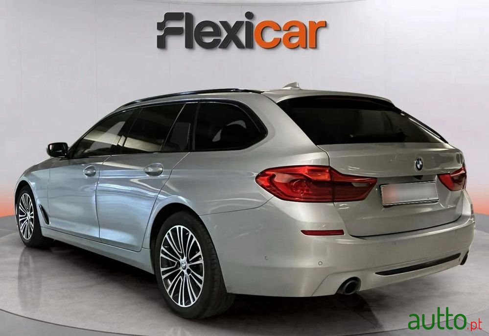 2019' BMW Série 5 photo #5