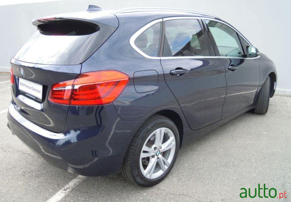 2019' BMW 216 Active Tourer photo #2