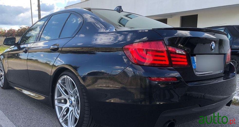 2011' BMW 535 photo #3