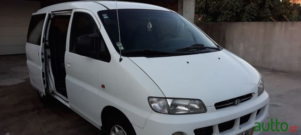 1999' Hyundai H-1 photo #4