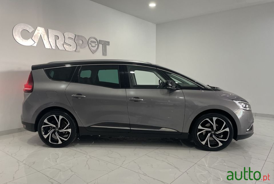 2019' Renault Grand Scenic photo #2