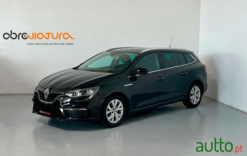 2019' Renault Mégane Sport Tourer photo #1