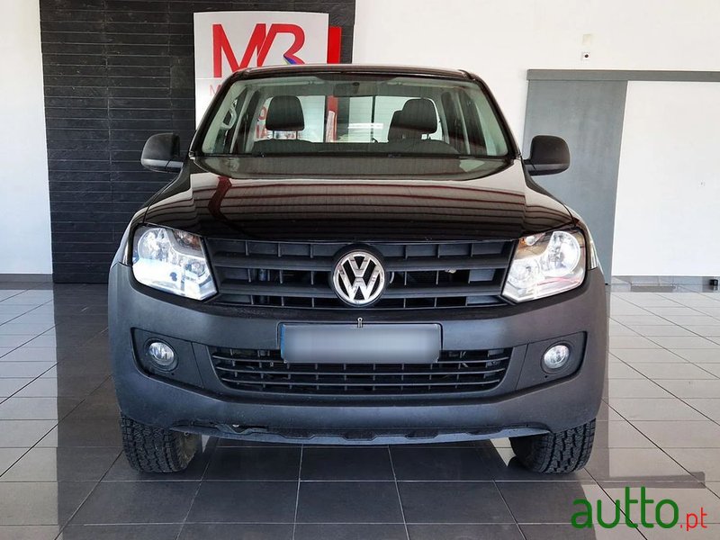 2015' Volkswagen Amarok photo #2