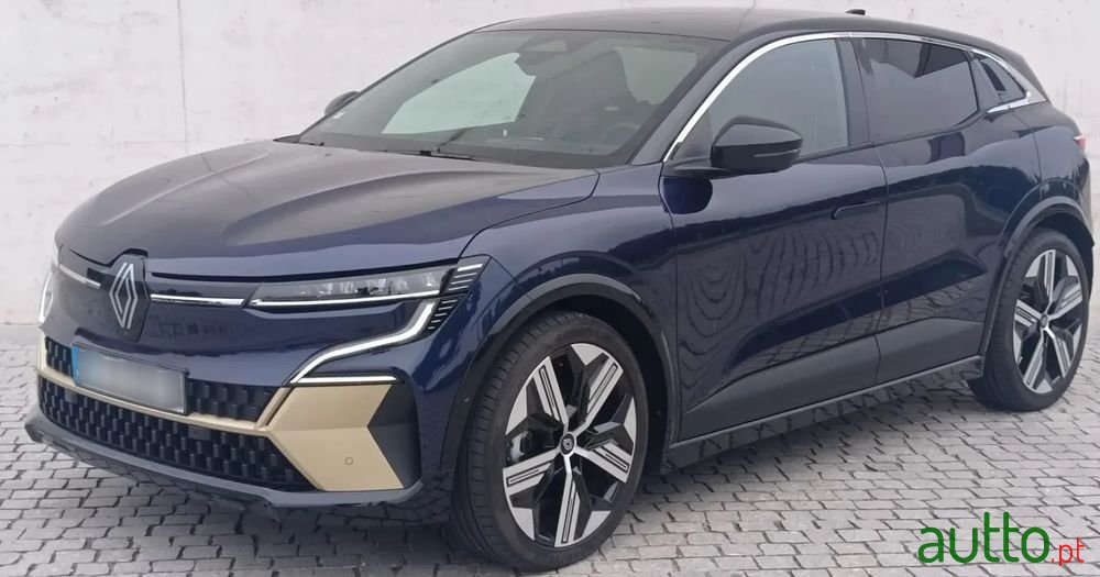 2022' Renault Megane E-Tech photo #1