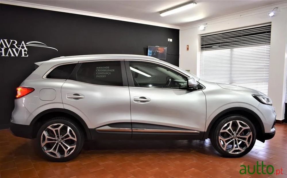 2019' Renault Kadjar 1.3 Tce Intens photo #2