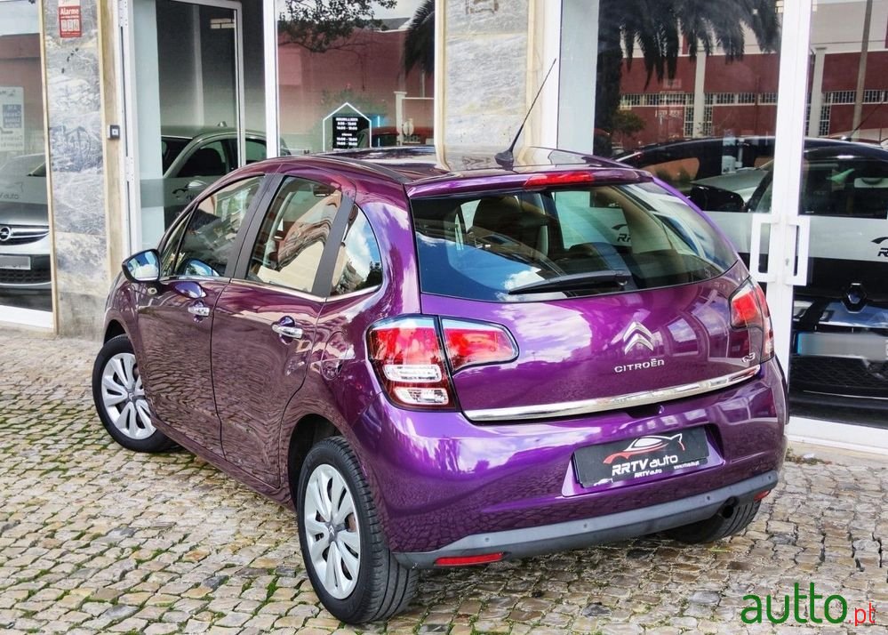 2015' Citroen C3 1.0 Vti Collection photo #2