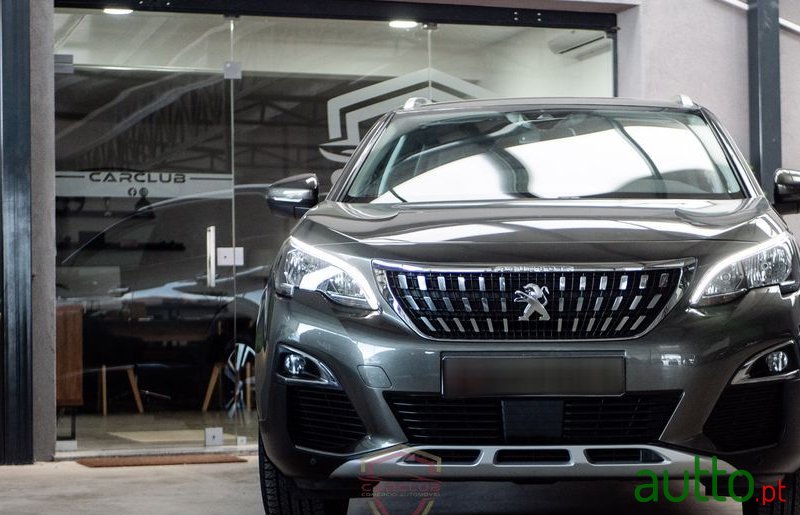 2019' Peugeot 3008 photo #4