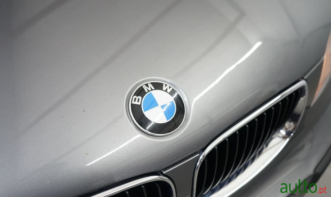 2010' BMW 118 photo #5