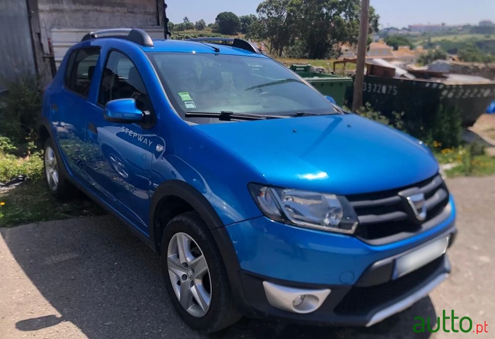 2016' Dacia Sandero 0.9 Tce Stepway photo #2