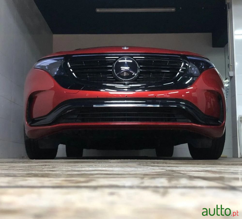 2021' Mercedes-Benz EQC 400 4Matic photo #3