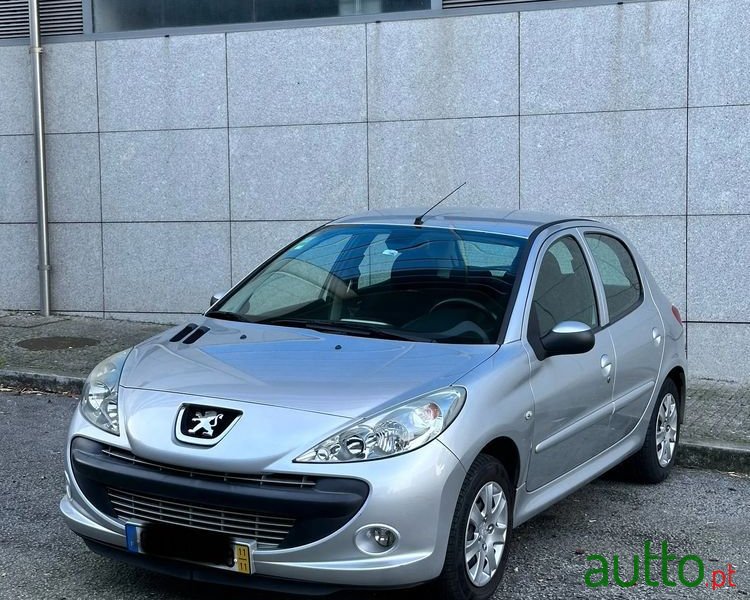 2011' Peugeot 206 1.1 Trendy photo #4