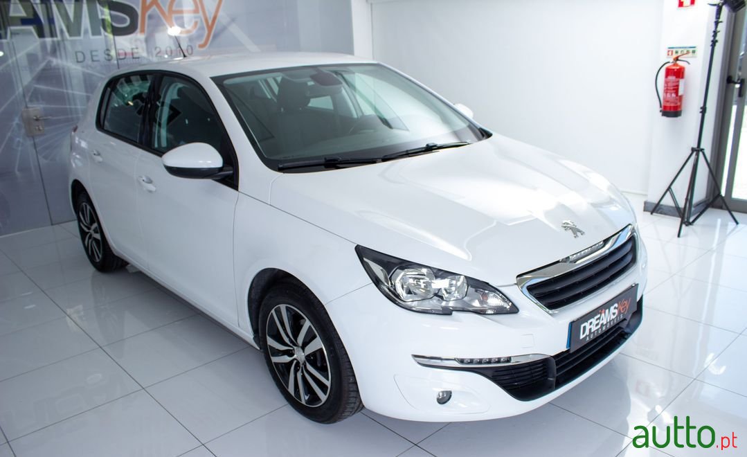 2016' Peugeot 308 photo #3