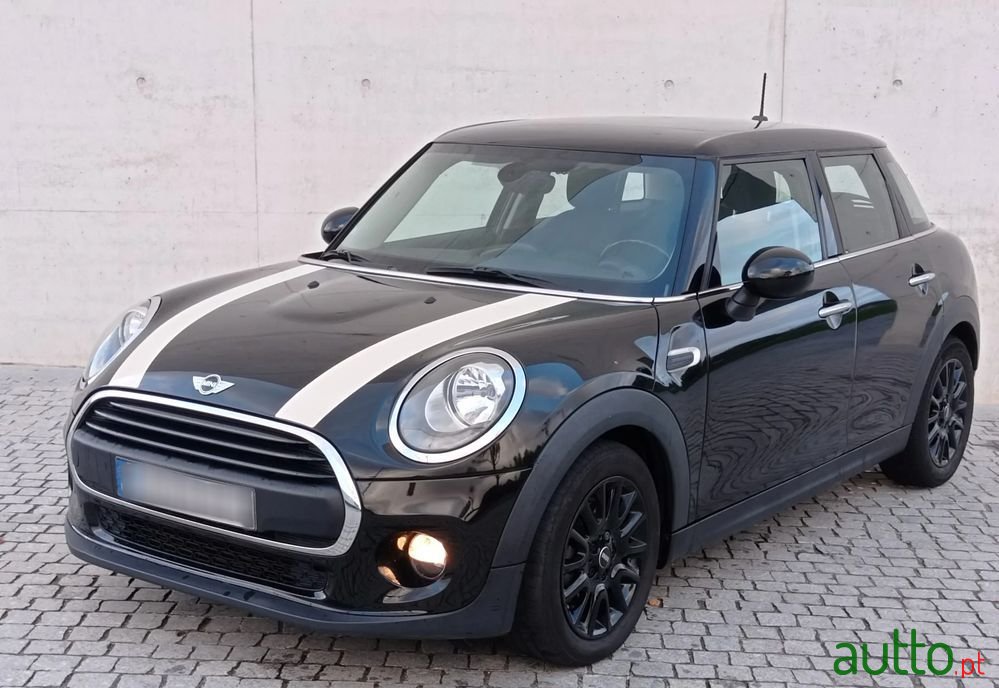 2018' MINI One 5 Portas photo #2