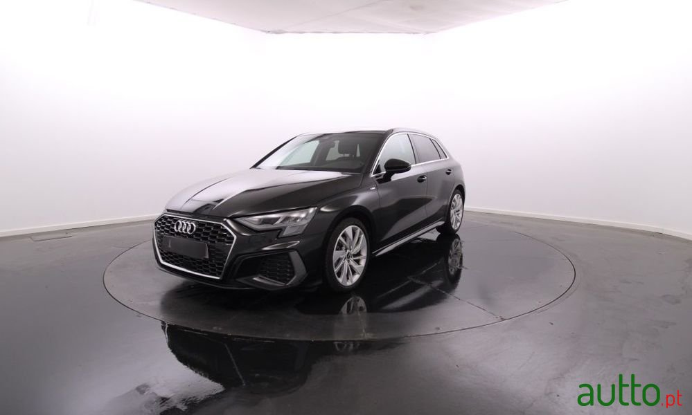 2023' Audi A3 Sportback photo #1