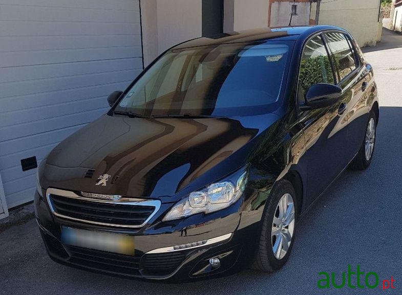 2015' Peugeot 308 photo #2