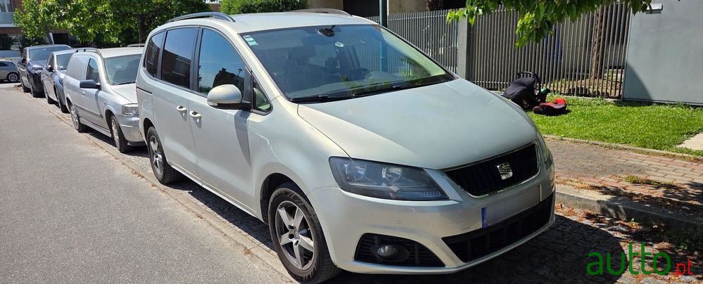 2011' SEAT Alhambra photo #1