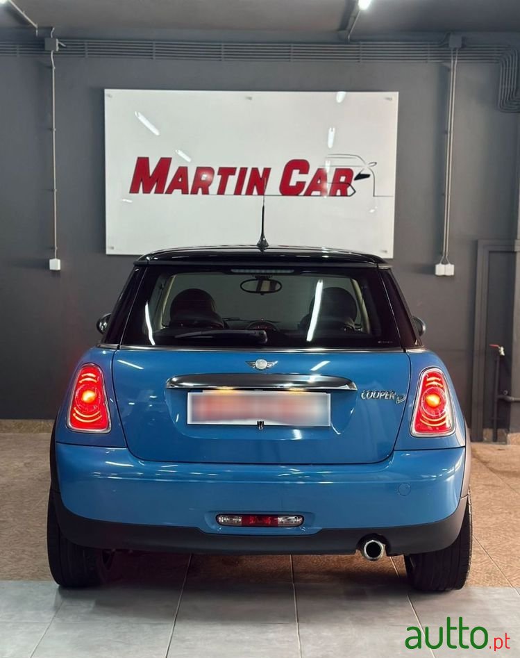 2013' MINI Cooper D Bayswater photo #5