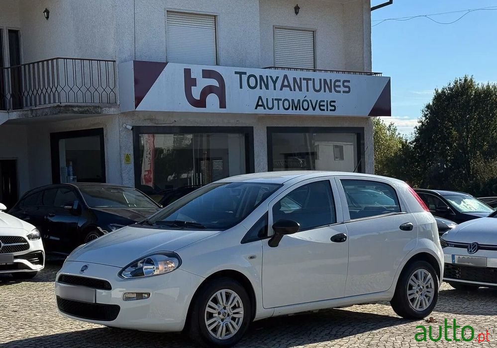 2018' Fiat Punto photo #1