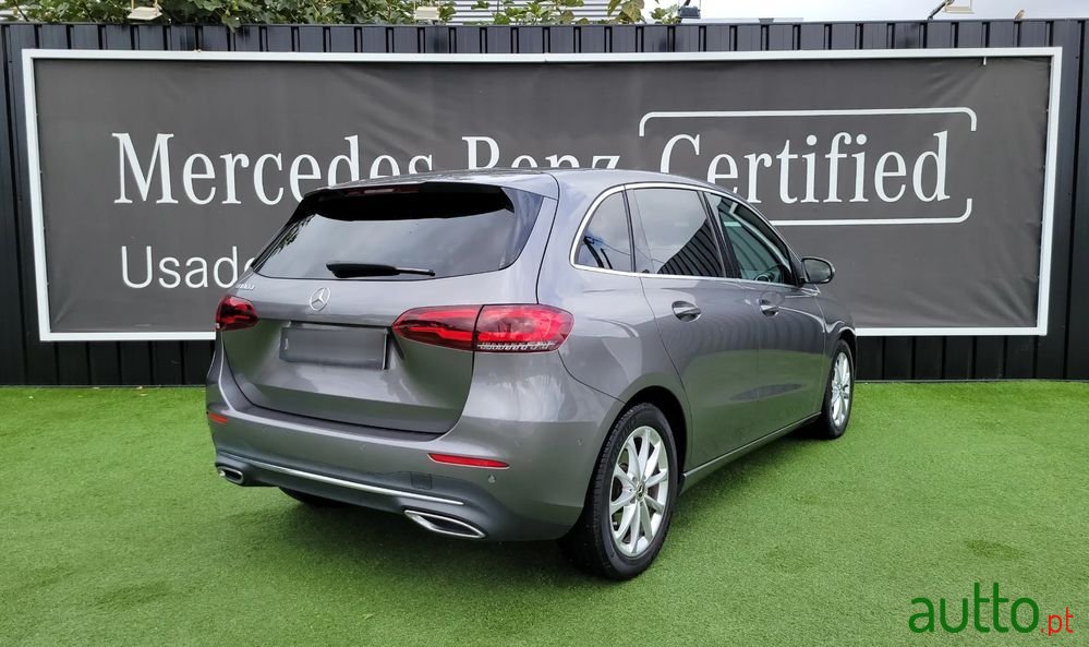 2019' Mercedes-Benz B 180 photo #5