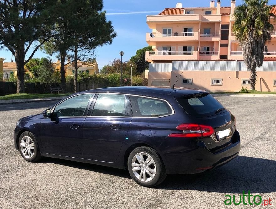 2017' Peugeot 308 Sw photo #3