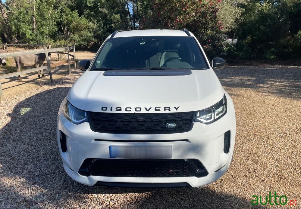 2023' Land Rover Discovery Sport photo #2