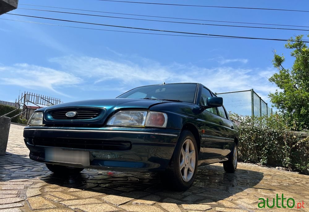 1994' Ford Escort 1.3I Boston photo #2