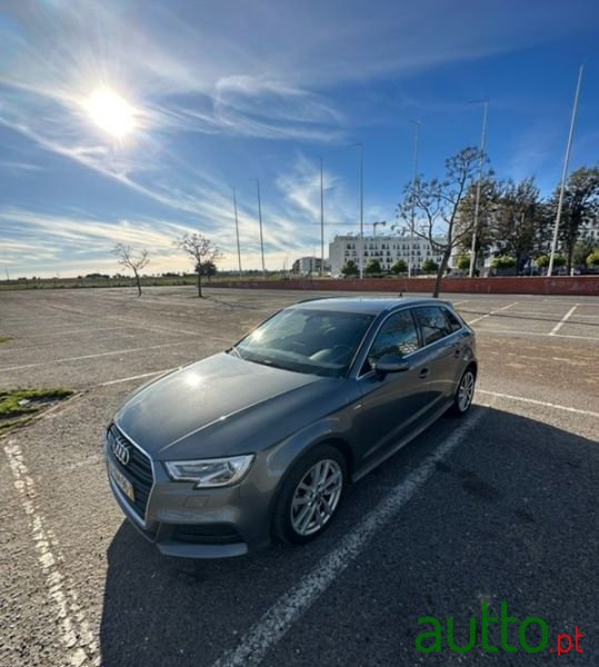 2019' Audi A3 Sportback photo #1