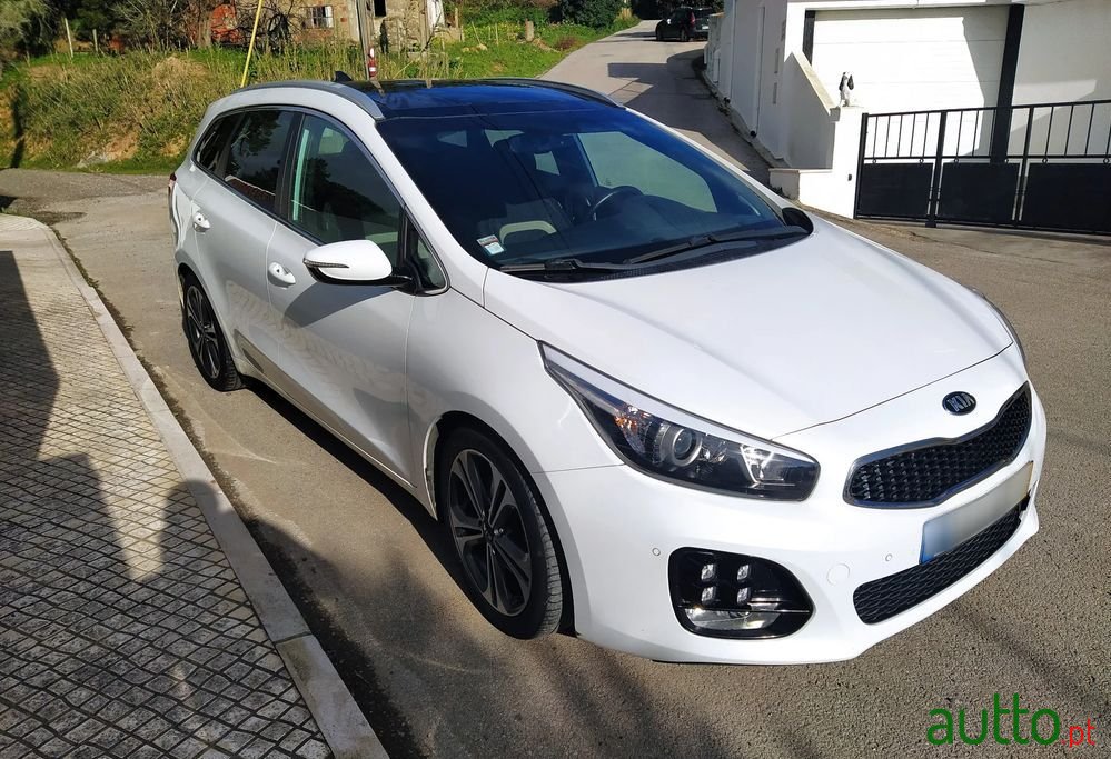 2018' Kia Ceed Sw photo #5