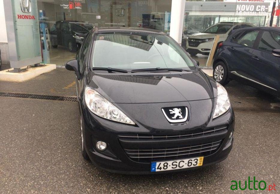 2012' Peugeot 207 1.4 Hdi Access photo #2