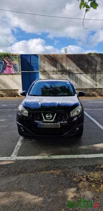 2011' Nissan Qashqai photo #1