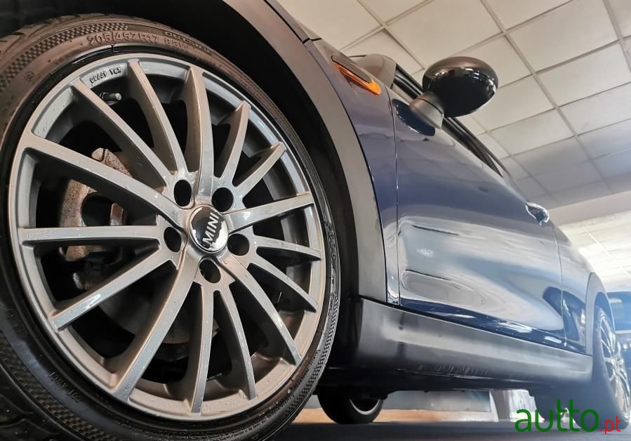 2014' MINI One D photo #6