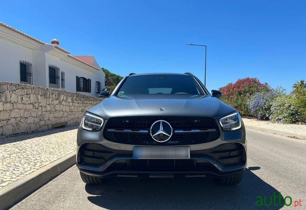 2022' Mercedes-Benz GLC 220 photo #4