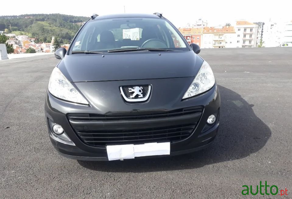 2010' Peugeot 207 Sw photo #1