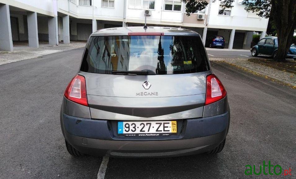 2004' Renault Megane photo #1