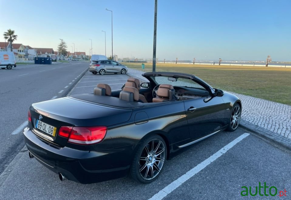 2008' BMW 325 photo #4