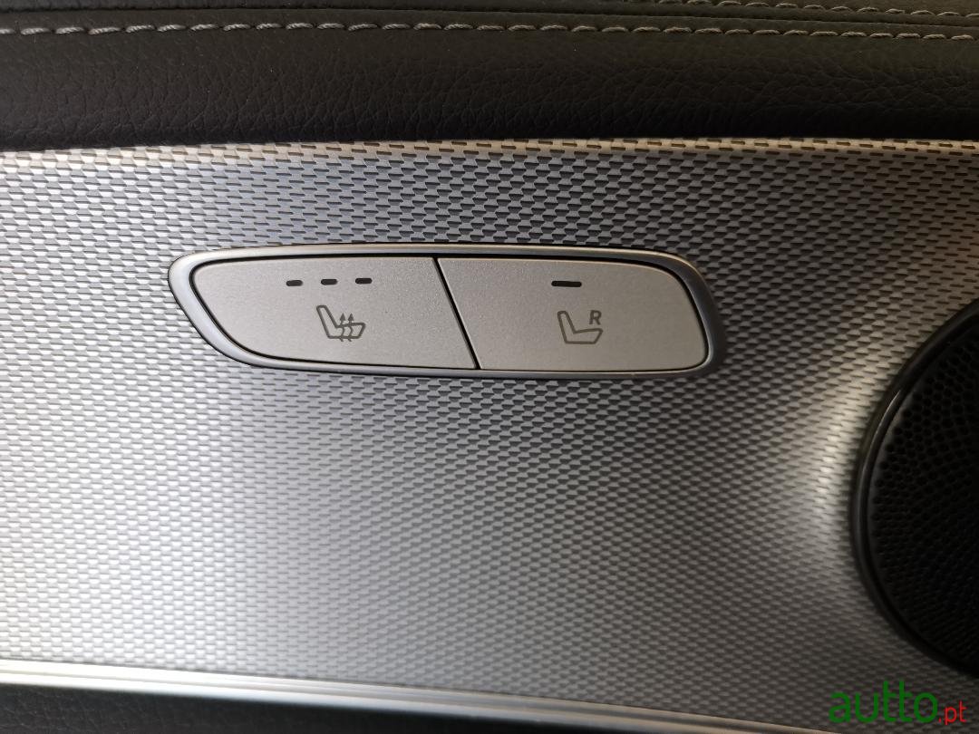 2018' Mercedes-Benz 220E photo #7