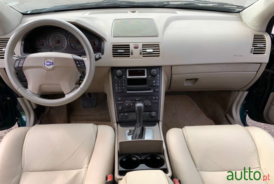 2004' Volvo Xc-90 photo #3