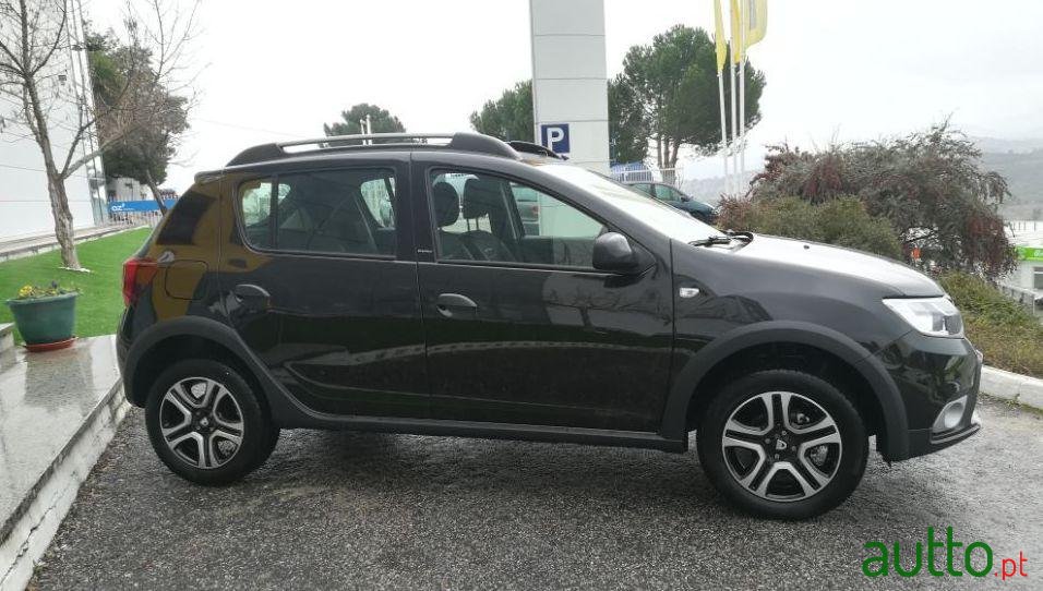 2019' Dacia Sandero Stepway photo #3