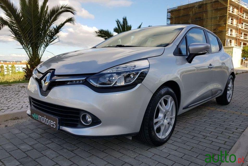 2016' Renault Clio Iv Dinamic 1.5Dci 90Cv photo #1
