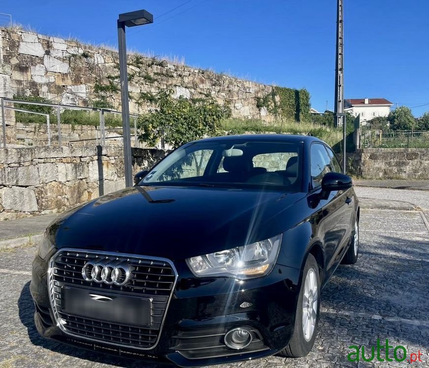 2011' Audi A1 1.2 Tfsi Advance photo #1