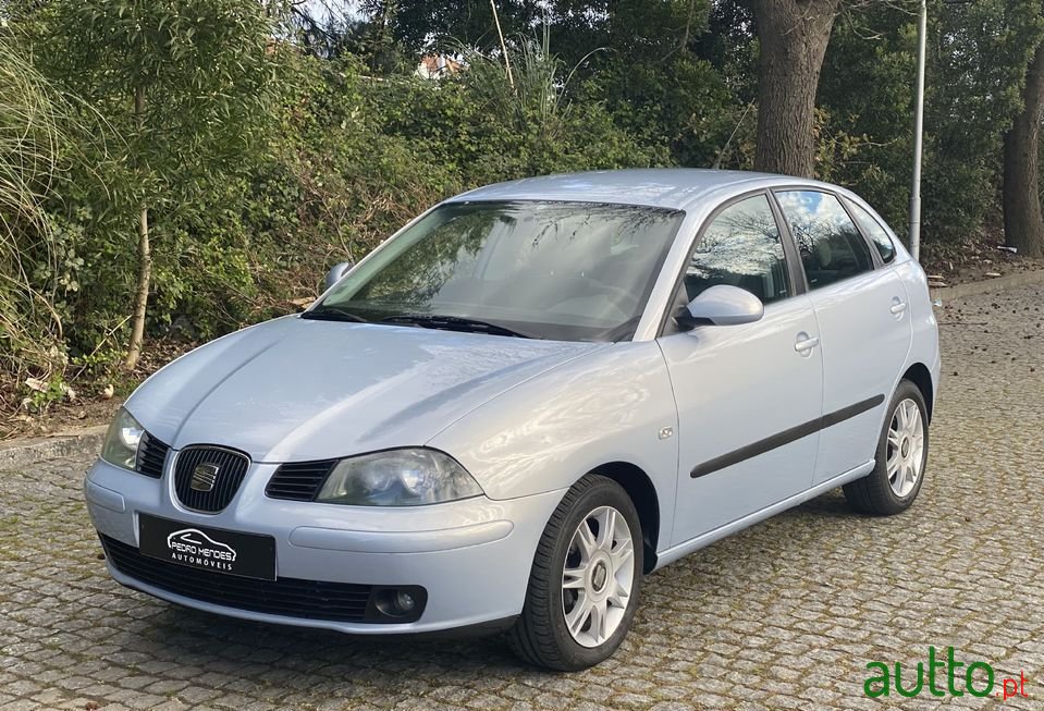 2003' SEAT Ibiza photo #1