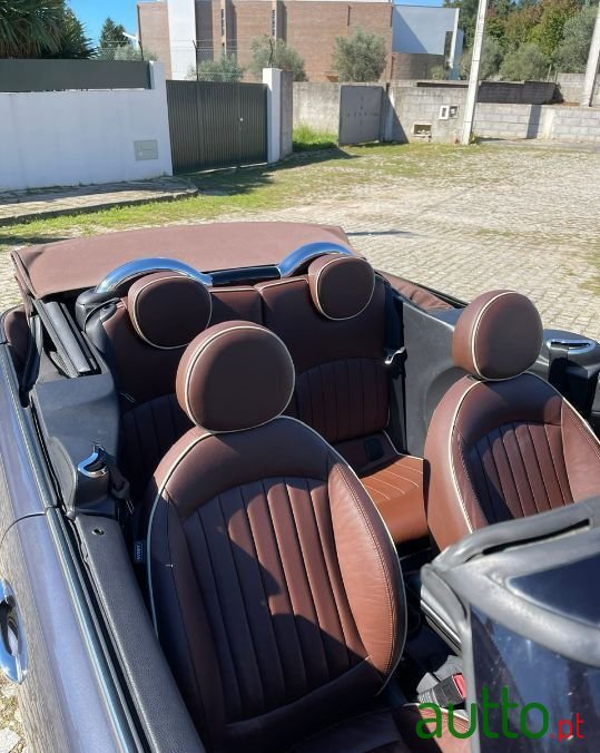 2011' MINI Cooper Ver-S photo #4